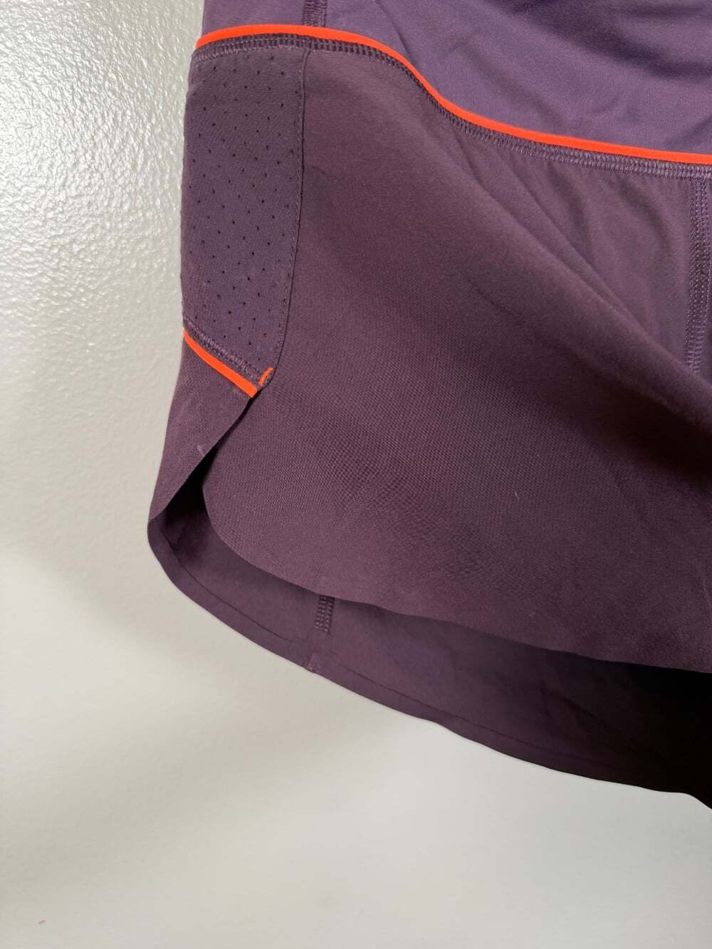 Athleta Run With it Short Size XS Purple Running Athletic Workout Gym Travel - Picture 5 of 11